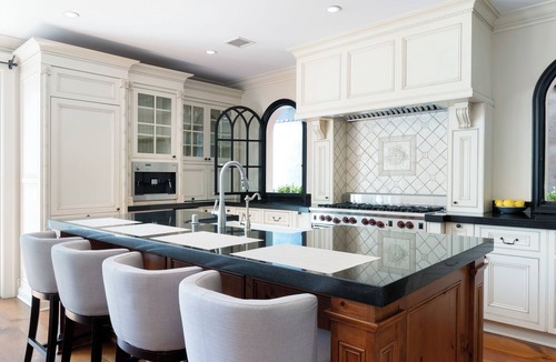 Coronado House | Spacious 5-bedroom house + 1 bedroom Guest House, AC & WiFi in charming Coronado