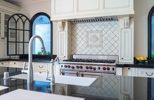Coronado House | Spacious 5-bedroom house + 1 bedroom Guest House, AC & WiFi in charming Coronado