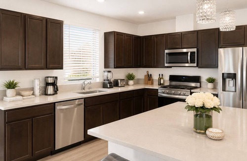 Enterprise House | Spacious 5B3B NEW home! 15 mins to Strip@ EV charger