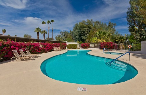 Palm Springs Condo | Spacious Condo In Exclusive Mesquite Country Club