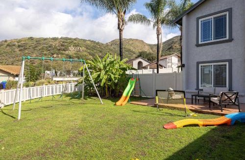 San Carlos House | Spacious Family Home w Kids Playset And Fire Pit