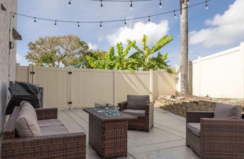 San Carlos House | Spacious Family Home w Kids Playset And Fire Pit