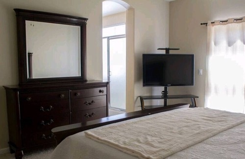 Bakersfield House | Spacious home