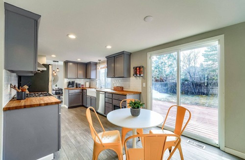 Ralston Valley House | Spacious Rocky Mountain Home w/EPIC Bar, Pool Table, Game Rooms & more 5BR/4BA