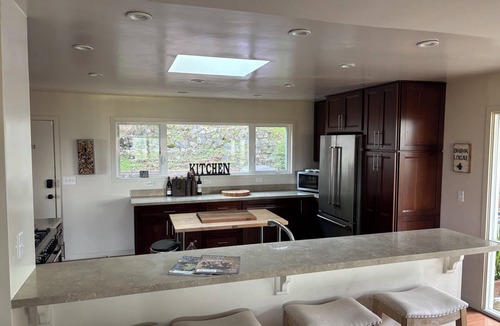 Napa House | Spectacular 4-bedroom mid-century modern home, one mile from Downtown Napa!
