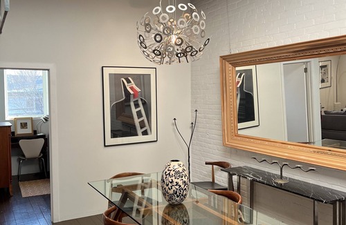 Dovercourt Park Apartment | Spectacular Authentic Loft.