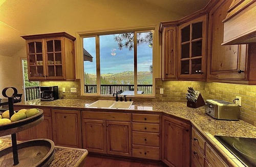 Blue Jay Cabin | Spectacular Lake View Cabin, Nestled in the Pines!