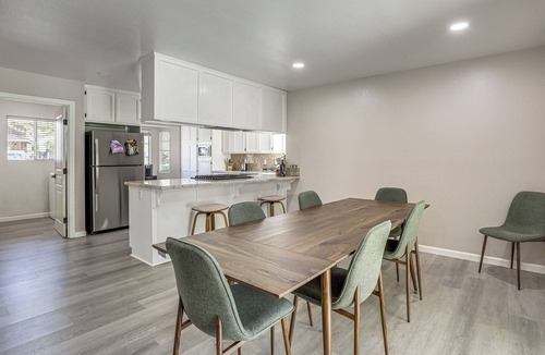 Victorville Cottage | Spring Valley Lake Home w/Desk & Fenced Yard