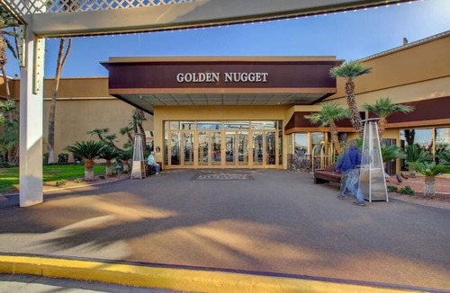 Laughlin House | Standard 2 Queen Beds at Golden Nugget Laughlin! Outdoor Pool, Pets Allowed!