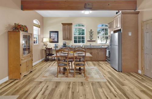 Paso Robles House | Stay on a Vineyard: The Winemakers Porch