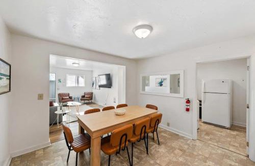 Port Orford Apartment | #StayinMyDistrict Starfish Coastal Duplex