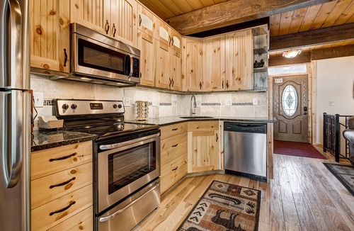 Warrior's Mark Condo | Steps from Main St & lifts — Miners Candle, Breck