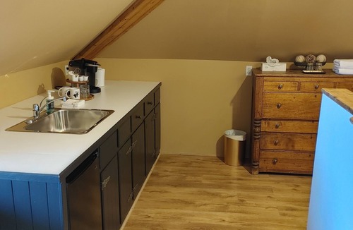 Gananoque Bed & Breakfast | Stonewater Manor