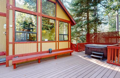 Fern Valley House | Strawberry Creek Cabin