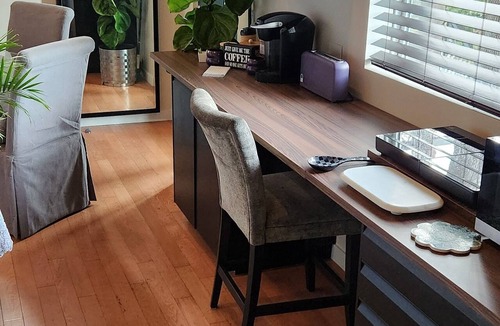 Studio City Apartment | Studio City, Universal Studios, West Hollywood, Easy Freeway Access to all of LA