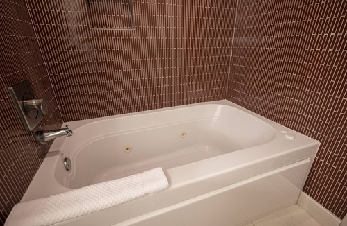 Las Vegas Resort | Studio located 1 Block from Center Strip with Kitchenette and Sofabed