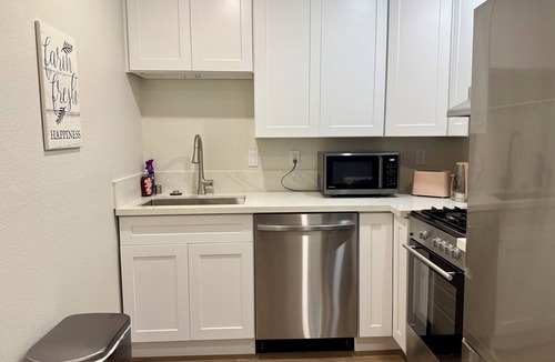 San Simeon Apartment | Studio with full kitchen in Cambria for a relaxing getaway