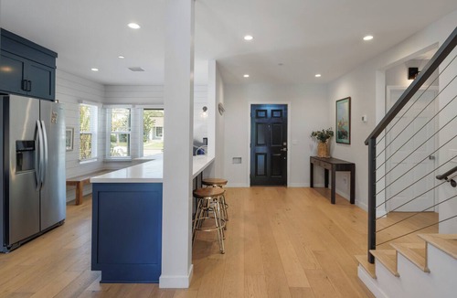 Sunset Park House | Stunning and Very Private Santa Monica - Great Location!