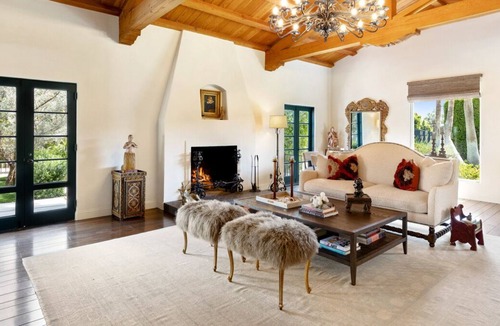 Old Las Palmas House | Stunning Luxury Home with 4-Bedrooms, Private Salt-Water Pool, & Spa