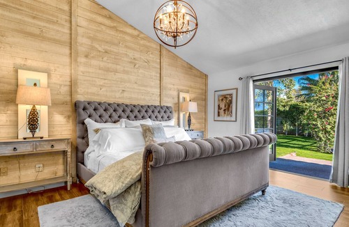 El Mirador House | Stunning Resort Style Oasis! Pool, Hot Tub, Fire Table, & Close to Downtown PS!