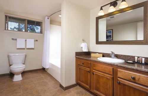 Round Hill Village Resort | Stunning Views in South Lake Tahoe