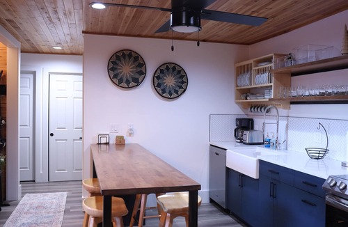 Avon Condo | Stylish 2BD 2BA. Steps to Beaver Creek Shuttle. Remodeled.