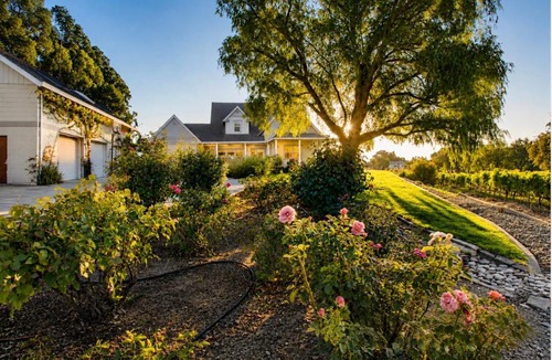 Windsor House | Stylish Vineyard Living at Winemakers Estate