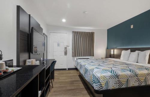 Central Escondido Hotel | Suites Escondido CA
