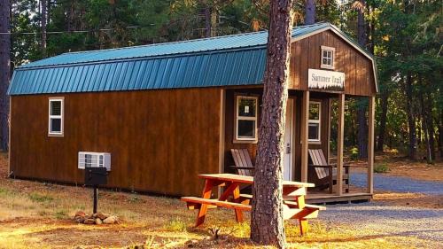 Cave Junction House | Summer Trail Cabin 5 - Sleeps up to 4
