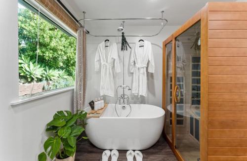 Santa Barbara House | Summerland SeaSpa Retreat | The Chosen Collection