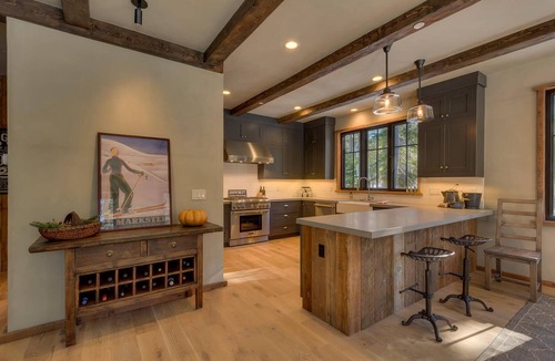 Sugar Bowl Resort House | Summit Crossing 11 - Beautiful House nestled in the California's Sierra