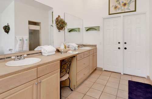 Summit Estates Ski Chalet | Summit Estates Escape by Big Bear Vacations | Hot Tub | Pool Table | Walk To Resort Lifts