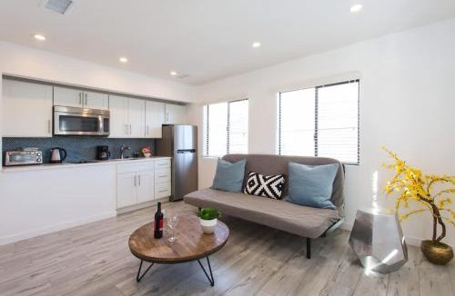 Venice Apartment | Sunny 1 Bedroom in the Heart of Venice Beach - #4