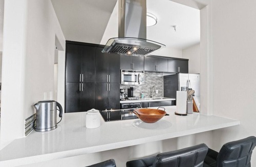 Marina del Rey Apartment | Sunny 3BD/3BTH in Marina Del Rey! Near LAX