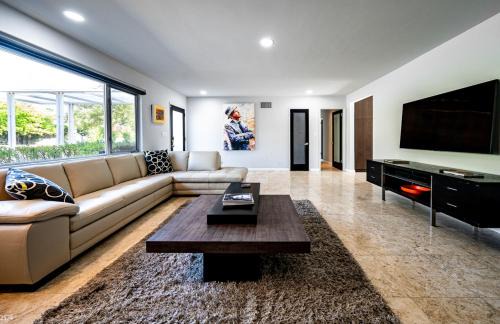 Warm Sands House | Sunny Lands Vacation Home