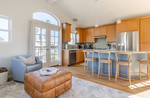 Westside Santa Cruz Cottage | Sunny, Modern Cottage w/Stunning Views, Steps from Beach & Natural Bridges