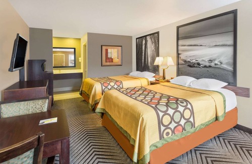 Fortuna Hotel | Super 8 by Wyndham Fortuna