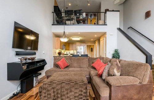 San Jose House | Super Bowl Condo 12 Min Walk to Light Rail