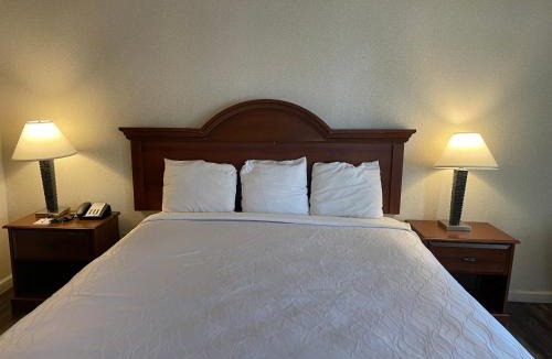 Yuba City Hotel | Sutter Inn