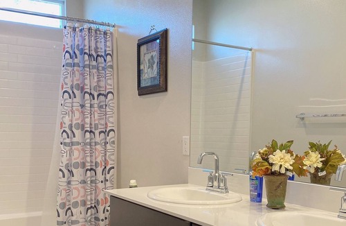 Riverside House | Sweet Room #202 in Riverside
