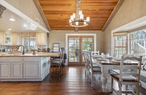 Temecula House | Temecula Wine Country Home on 5 Acre Vineyard