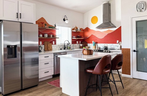 Joshua Tree House | Terra Luna: Tranquil 3 bedroom home - Covered Patio, Spa, Fire Pit, & Hammocks