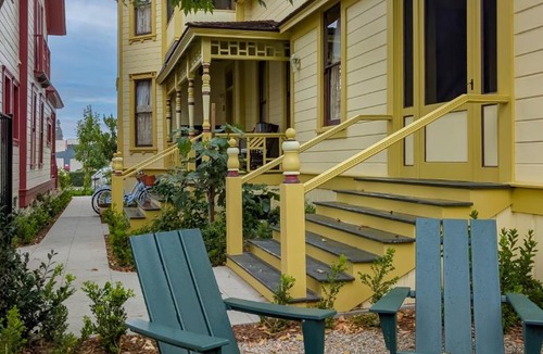 Monrovia Hotel | The Arthur Blair Historic Inn