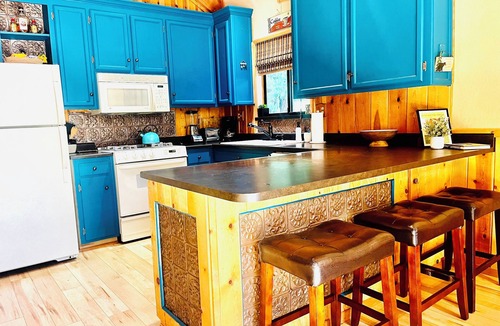 Dorrington Cabin | The Big Trees Hideaway in Arnold, CA – Your Nature Getaway Awaits!