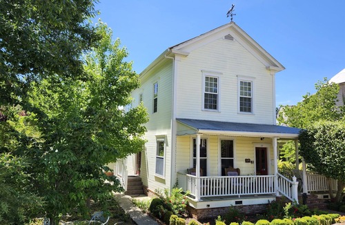 Sutter Creek House | The Brinn House & Hideaway | Main St. Wine & Food!