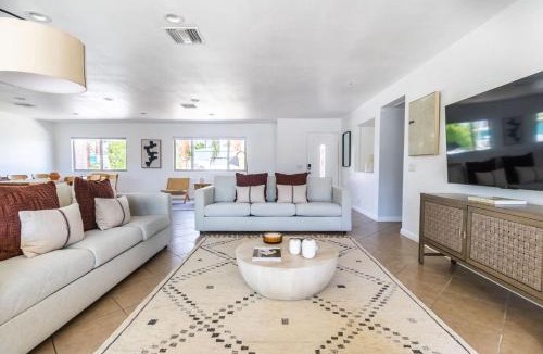Palm Springs Villa | The Casa Geatway 18 sleepers