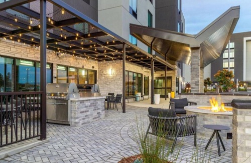 Pleasanton House | The comfort, flexibility and affordability you require.