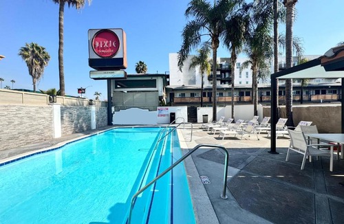Little Armenia Hotel | The Dixie Hollywood
