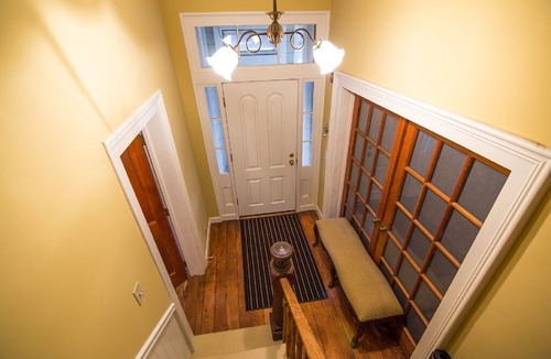 Downtown House | The Downtown House, 5br Historic Downtown Truckee, newly remodeled, free parking