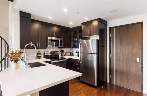 Downtown Hotel | The Garnet Penthouse Full Ocean View Private Rooftop Terrace Stunning Sunset